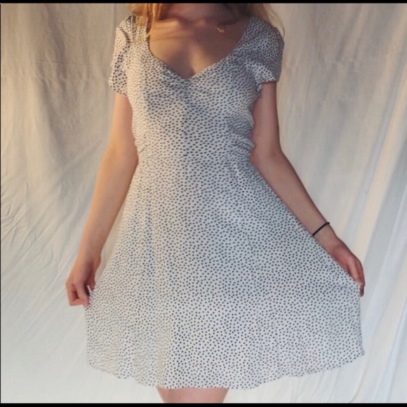 Abercrombie & Fitch Dresses & Skirts - Polka dot A&F Sun dress